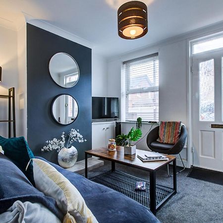 'Number 11' Central Colchester - Super Convenient 2 X Double Bed 1 X Single Bed Cottage Plus Office & Garden, 8 Min Walk Nth Station & Town Ctr, 2 Min Walk Local Shops & Restaurants Экстерьер фото
