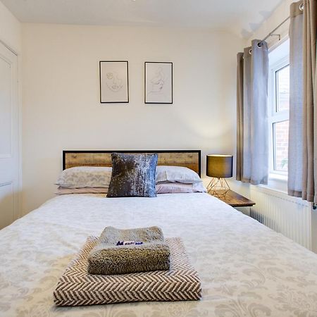'Number 11' Central Colchester - Super Convenient 2 X Double Bed 1 X Single Bed Cottage Plus Office & Garden, 8 Min Walk Nth Station & Town Ctr, 2 Min Walk Local Shops & Restaurants Экстерьер фото